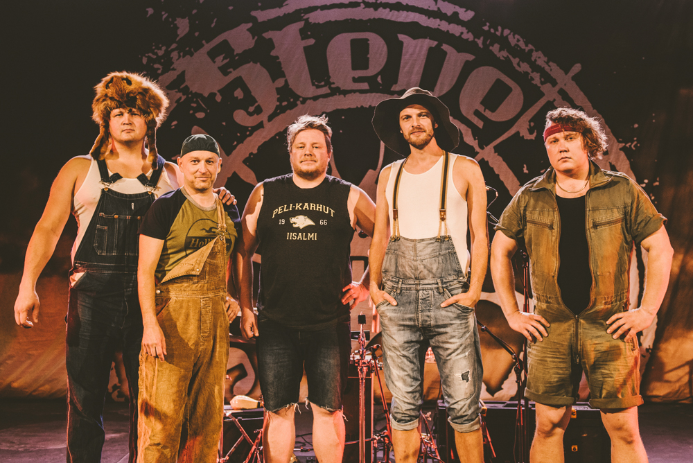 Steve 'n' Seagulls Suomen kiertueelle - Piikkikasvi & Sahara